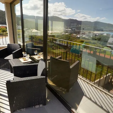 Apartamentos Arumes Do Mar E Montana - Viveiro Zewnętrze zdjęcie
